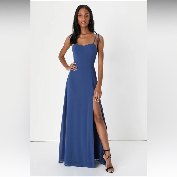 Lulus Dresses & Skirts - Lulu’s Maxi Dress